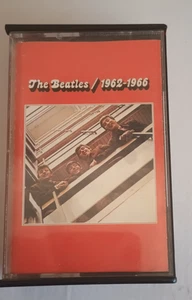 THE BEATLES RED ALBUM 1962-66 DOUBLE CASSETTE TAPE GOOD COND. FREE UK P+P - LOOK - Picture 1 of 5