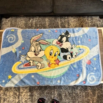 Винтажное космическое одеяло Warner Bros Baby Looney Tunes Bugs Bunny Tweety Sylvester - Изображение 1 из 4