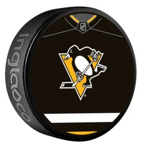PITTSBURGH PENGUINS JERSEY DESIGN SOUVENIR PUCK NEW *IN STOCK* - Picture 1 of 2
