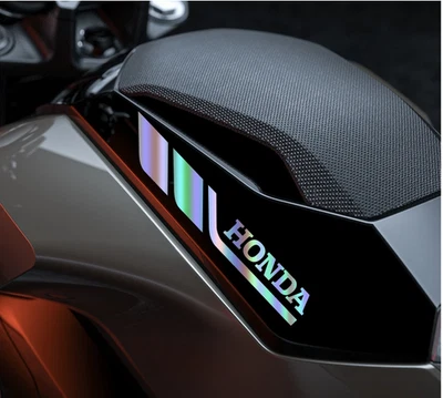 Adesivi impermeabili  per Honda CRF CB CR XR CRM CBR 125 ADV350 ADV150 ADV160 - Immagine 1 di 3