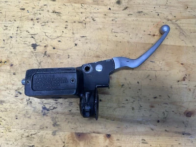 Harley-Davidson Black Front Brake Master Cylinder FXR Sportster EVO 5/8 1982-95 - Image 1 of 4