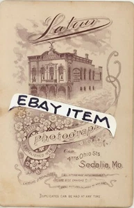 1890 LATOUR Sedalia Missouri CABINET CARD BACK backstamp PHOTOGRAPHER studio - Picture 1 of 1