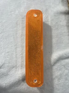 Side Marker Light-Regular TYC 18-1198-01, Blazer/Jimmy/suburban - Picture 1 of 6
