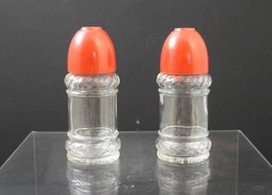 Vintage Klarglas Salz Pfeffer Bakelit rote Spitzen 4 1/8" GY14 - Bild 1 von 10