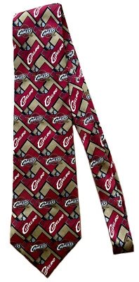 CLEVELAND CAVALIERS EQUIPO DE BALONCESTO NBA CORBATA DE SEDA, 58" DE LARGO Foto 1 de 4