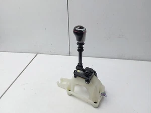 MITSUBISHI ECLIPSE CROSS 6 SPEED MANUAL GEARSTCIK SHIFTER WITH KNOB 2018 - Picture 1 of 15