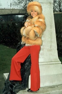Olivia Newton-John Actress Singer 35mm Colour Slide RS52 - Foto 1 di 2