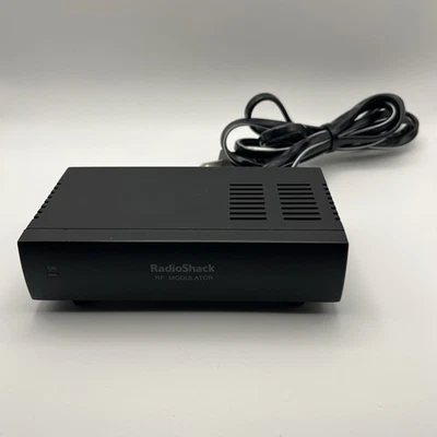 Radio Shack RF Modulator DVD Video Component Adapter 15-1214  - Image 1 of 4