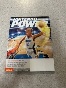 NINTENDO POWER V251 NBA JAM Cover 2010 con scheda TATSUNOKO RARA, POSTER E PUBBLICITÀ - Foto 1 di 5