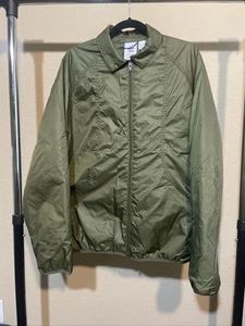 Giacca da allenatore Adidas Prime verde isolata taglia Med - Foto 1 di 5