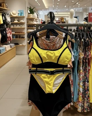 Bikini deportivo VENUS para mujer amarillo neón y negro con cinturón parte superior talla D | parte inferior 2 Foto 1 de 4