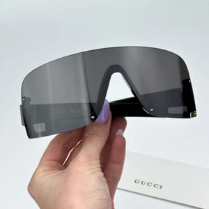 Gafas de sol Gucci para mujer negras grises máscara GG1637S 003 GG 1637S TOTALMENTE NUEVAS - Imagen 1 de 12