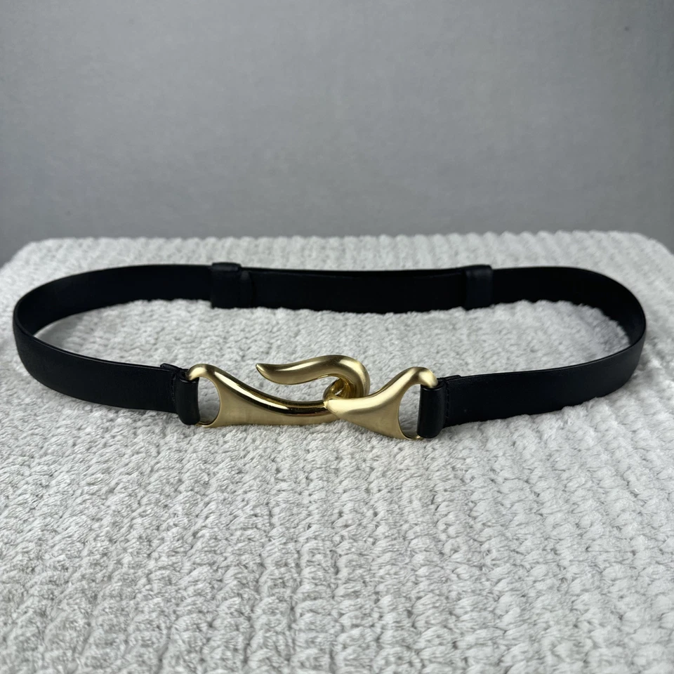 Chicos 皮革可调节黑色皮带联锁钩金色五金件尺寸 S/M — 第 1/4 张图片