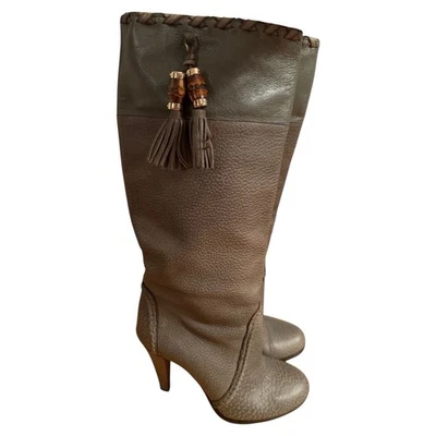 GUCCI Botas Medianas Altas Cuero Gris Bambú Borla, Talla 38 Foto 1 de 4