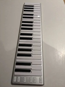 CME Xkey 37 MIDI keyboard (ultra slim) - Picture 1 of 4