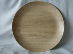 Tommy Bahama Dinner Plate Light Wood Grain 11” - Picture 1 of 4