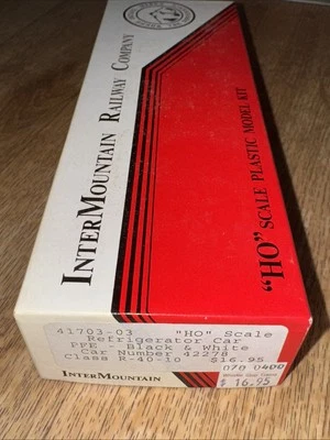 Intermountain HO Kit #41703-03 Refrigerator Car PFE Black & White UP/SP 42278 - Image 1 of 3