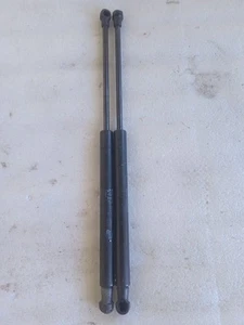 Pistoncini Cofano  ALFA ROMEO GIULIETTA 2010> - Afbeelding 1 van 3