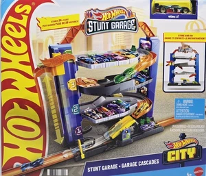 Hot Wheels City Stunt Garage Play Set - Picture 1 of 1