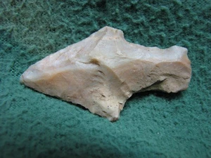 Artefacto punta de flecha nativo americano 2 " cabeza de flecha Ohio River Valley Indiana - Imagen 1 de 2