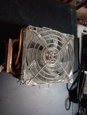 Thermaltake CL-P0200 80mm Silent 939 K8 AMD solution Heatpipe Cooling Open Box - Image 1 of 4