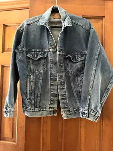 Vintage Levi's Button-Up Denim Trucker Jacket Made In USA Size Small 70507-0218 - Picture 1 of 13