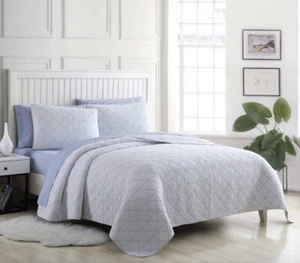 King Size Poppy & Fritz Solid Kelsey Quilt, White W/ Blue Stitching, Read Desc. - Picture 1 of 4