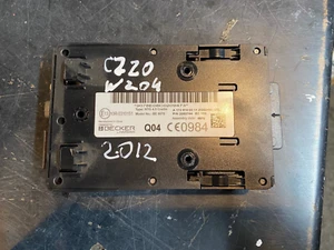 MERCEDES W204 C220 2012 SAT NAV MAP PILOT MODULE CRADLE DOCK BECKER A1728100011 - Afbeelding 1 van 7