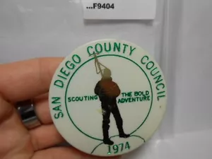 SAN DIEGO COUNTY COUNCIL 1974 PLASTIC NECKERCHIEF SLIDE F9404 - Picture 1 of 1
