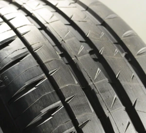 1 pneumatico estivo singolo 225/35/19 88 Y Michelin Pilot Sport4S DOT19 - Foto 1 di 1
