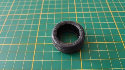 Pneu seul pièce détachée miniature Maisto Bmw 850i 1/18 1/18e 1/18ème #C95 Foto 1 de 2