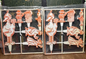 Sesame Street Vintage Cake Toppers Candle Holders 1978 Orange Plastic Wilton NOS - Picture 1 of 7