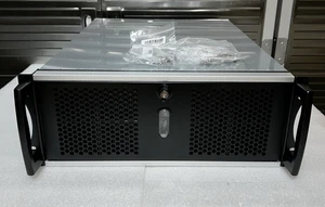 Neu Open Box, Chenbro RM413000030E0 Hochleistungs-Industrie-Servergehäuse - Bild 1 von 8