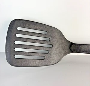 Chefmate Slotted Spatula Turner Flipper Nylon Plastic Black Heat Resistant EUC - Picture 1 of 9