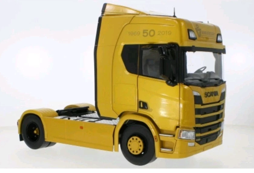  1/18 Scale Premium ClassiXXs Scania  Semi-Truck  - Image 1 of 1