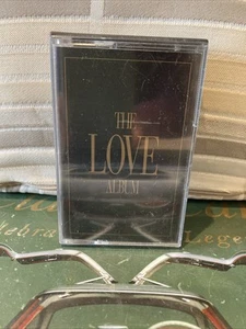 The Love Album - 1994 Double Cassette Tape - Compilation - Rock Funk / Soul Pop - Picture 1 of 5
