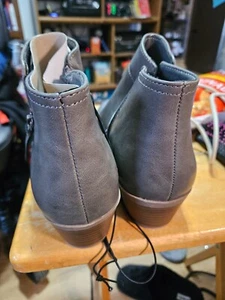 Arizona Jean Co Cadman Gray Memory Foam Zipper Ankle Boots Size Women 10 - Picture 1 of 5