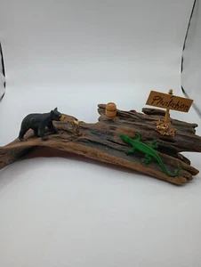 Cajun Louisiana Driftwood Art Plantation Swamp Bear Alligator - Picture 1 of 6