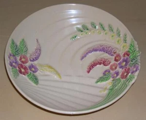 WADE CERAMICS - Wade Heath Bowl, 7" Diameter, Raised Floral Pattern - Picture 1 of 1