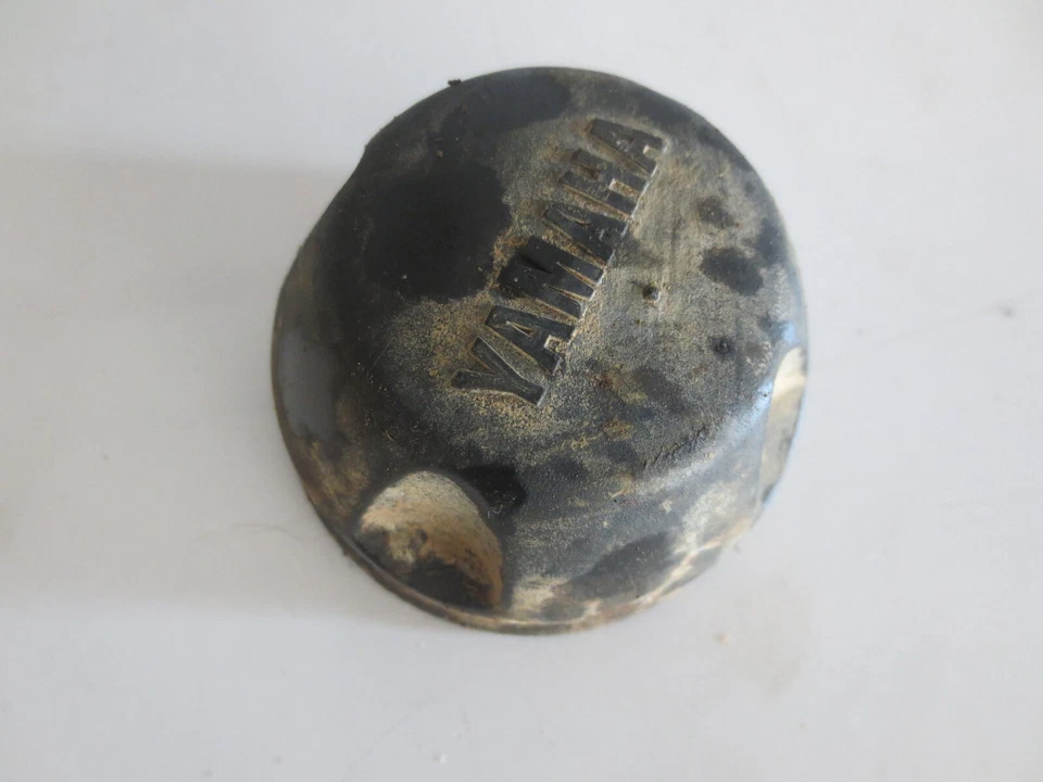 Yamaha Kodiak 400 2001 4x4 ATV usado OEM cubierta de tapacubos antipolvo de una rueda Foto 1 de 1