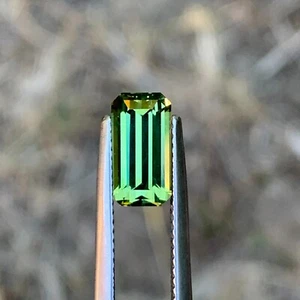 2.67ct Green Sapphire, Emerald Shape, Unheated, Australia Natural Gemstone - Imagen 1 de 6