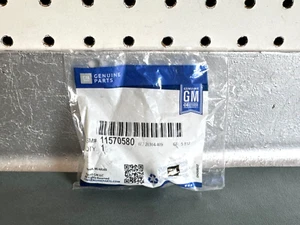 Perno de cubo de rueda delantera GM OEM NOS 11570580 2008-2019 Cadillac CTS - Imagen 1 de 3