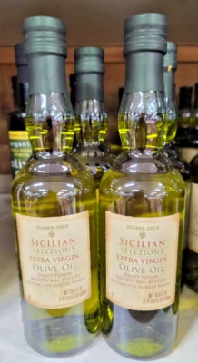 Trader Joe's Sicilian Selezione Extra Virgin Olive Oil 16.9fl 500ml (2 Bottles) - Image 1 of 2