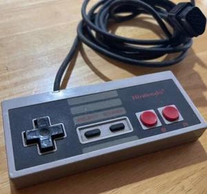 Original Nintendo Brand NES Controller OEM Official CLEANED + TESTED NES-004 - Picture 1 of 4