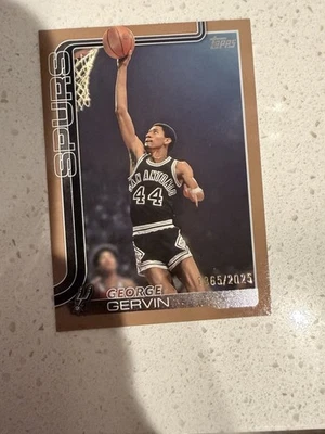 2025-26 Topps George Gervin Oro/2025 Foto 1 de 2