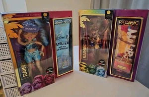 Paquete de muñecas Rainbow High Pacific Coast - Lote de 2: Hali Capri (azul) y Phaedra - Imagen 1 de 9