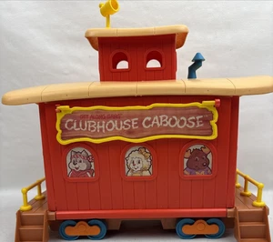 Vintage 1984 Tomy Get Along Gang Spielset Clubhaus Begleitwagen mit 10 Figuren - Bild 1 von 22