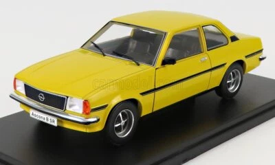 MODELLINO AUTO STATICO OPEL ASCONA 1.9 SR 1975 GIALLO MODELLISMO SCALA 1/24 - Immagine 1 di 4