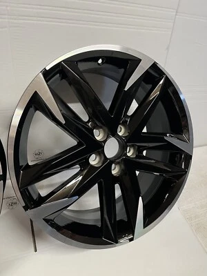 Original Toyota CH-R 19“ GR Sport Felge NEU 7,5Jx19ET50 8720-6 ab BJ.2019 - Bild 1 von 4