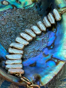 Charles Albert White Biwa Pearl & Alchemia Gold Handcrafted Artisan Bracelet - Picture 1 of 24